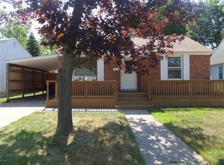 2884 Eastland Rd, Muskegon, MI 49441