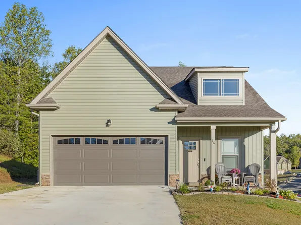 16 Blue Herron Dr, Rock Spring, GA 30739