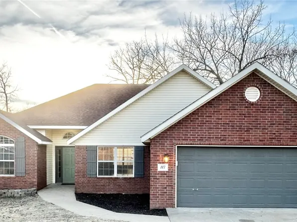 117 W Fox Run Cir, Centerton, AR 72719