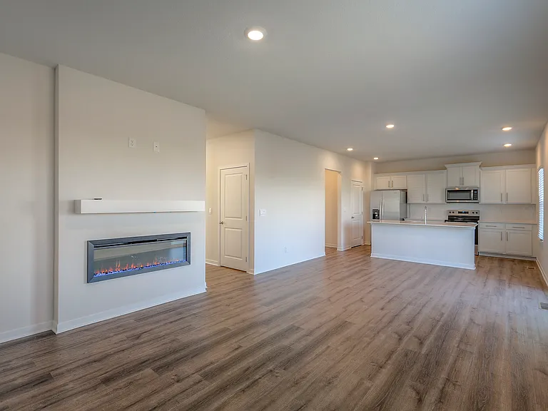 1621 Maci St — Photo 18