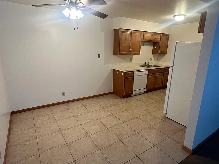 1141 S Buchanan St #5 — Photo 3