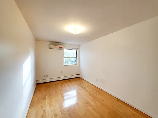 Rented by Home Court Real Estate LLC | media 20