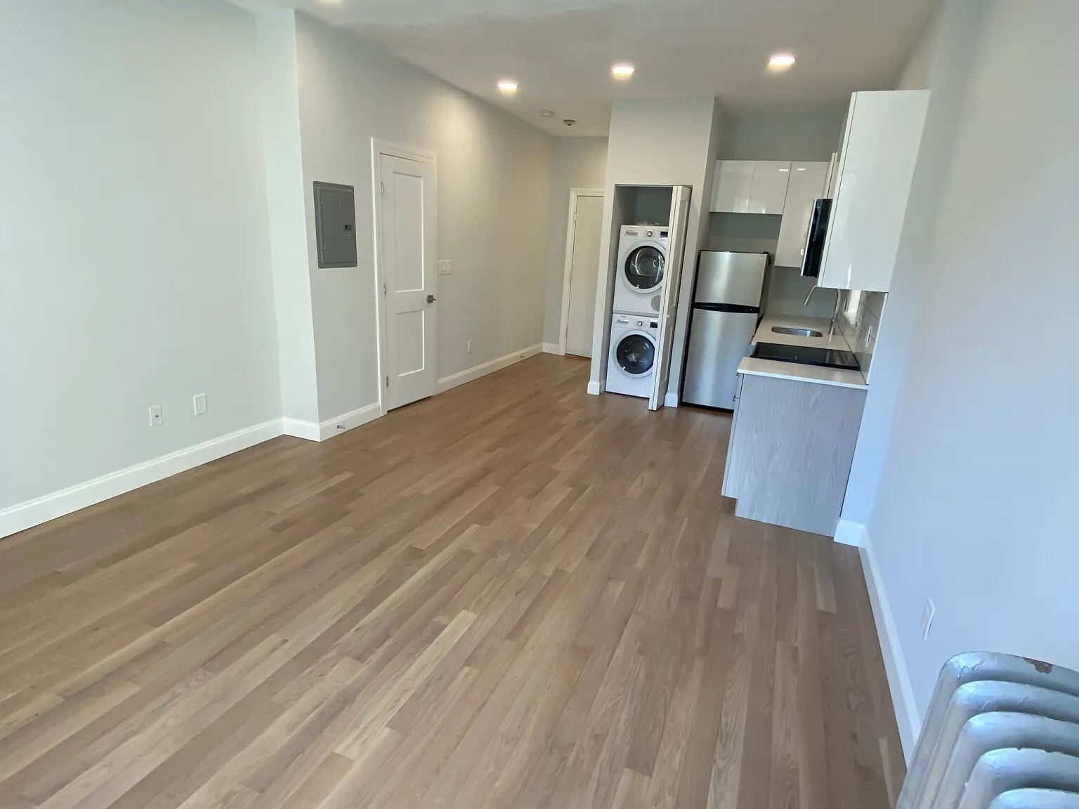 Studio, 550 sqft, $2,600 — Photo 2
