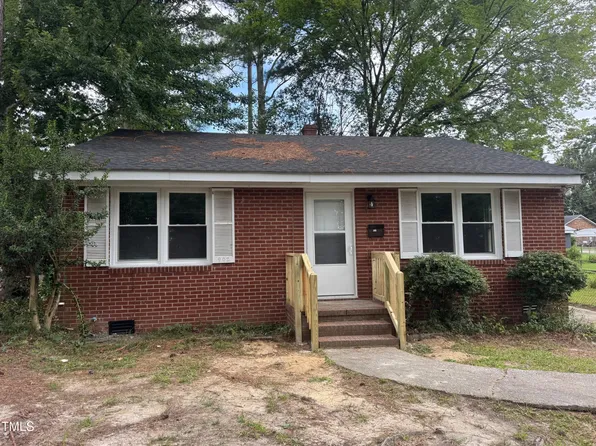 902 Meadow St S, Wilson, NC 27893