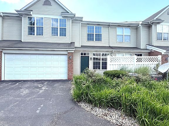 3rd image of 2231 Colfax Ln
