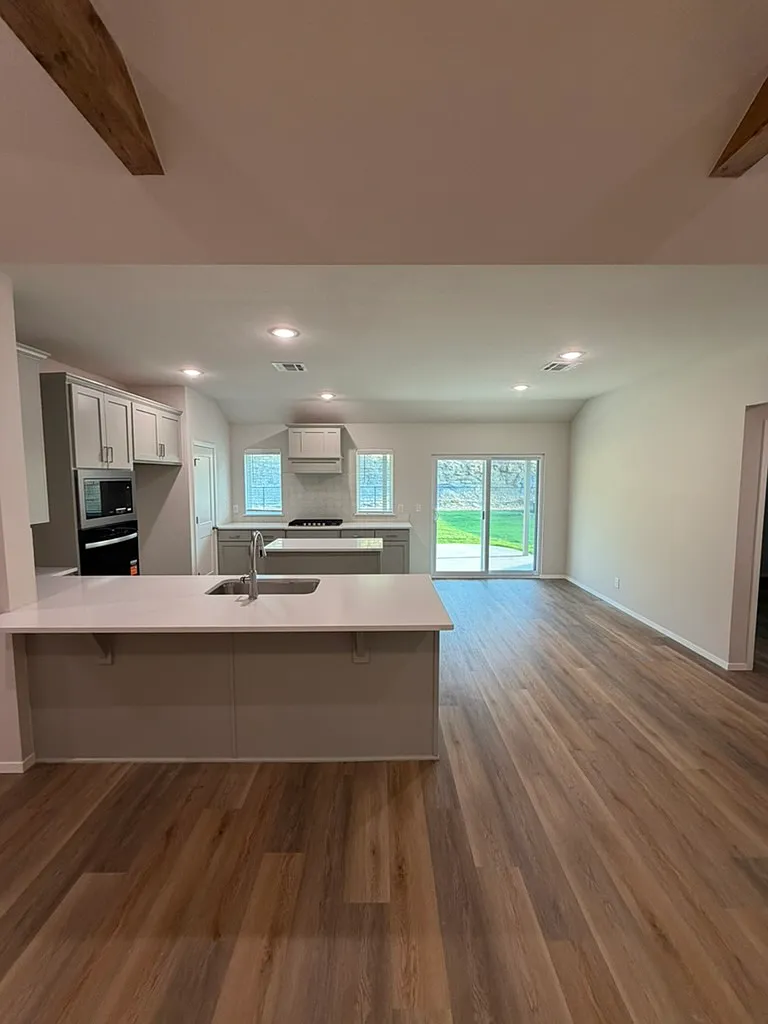 7709 E 91st St N - Brand New 4br/ 3ba/ 3 Car Gar In Magnolia, Owasso! — Photo 3