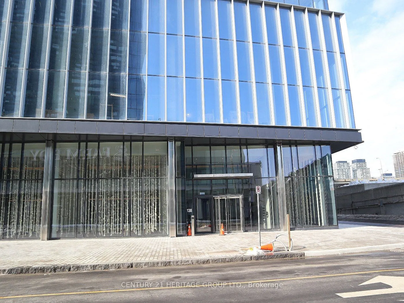 Sugar Wharf — Photo 1