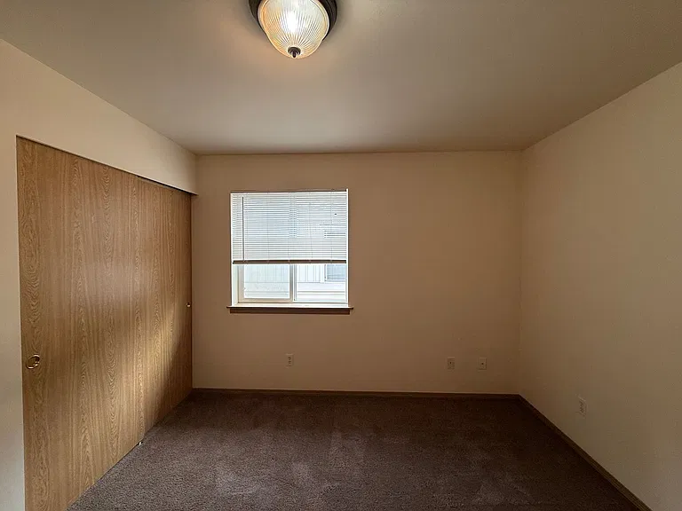 1726 - McArthur Family Trust — Photo 33