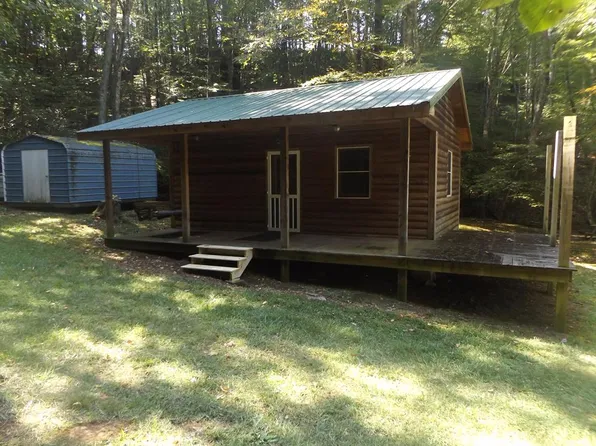 Hylton Rd, Laurel Fork, VA 24352