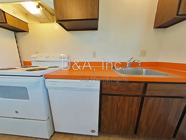 2311 NW Grant Ave #5 — Photo 5