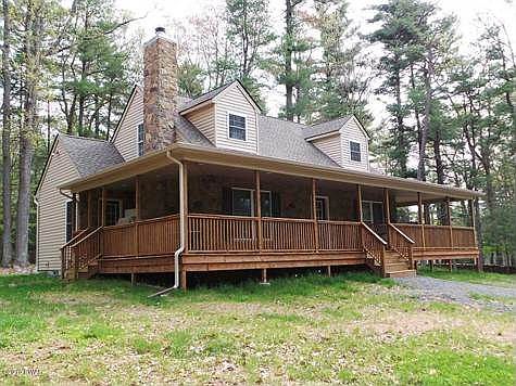 6 BEDROOM FAIRVIEW LAKE