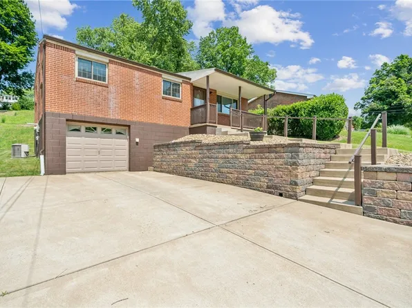 771 Center Rd, Pittsburgh, PA 15239