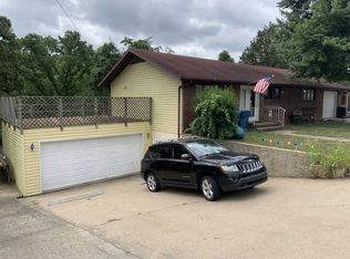 17 Lakeshore Dr, Kimberling City, MO 65686