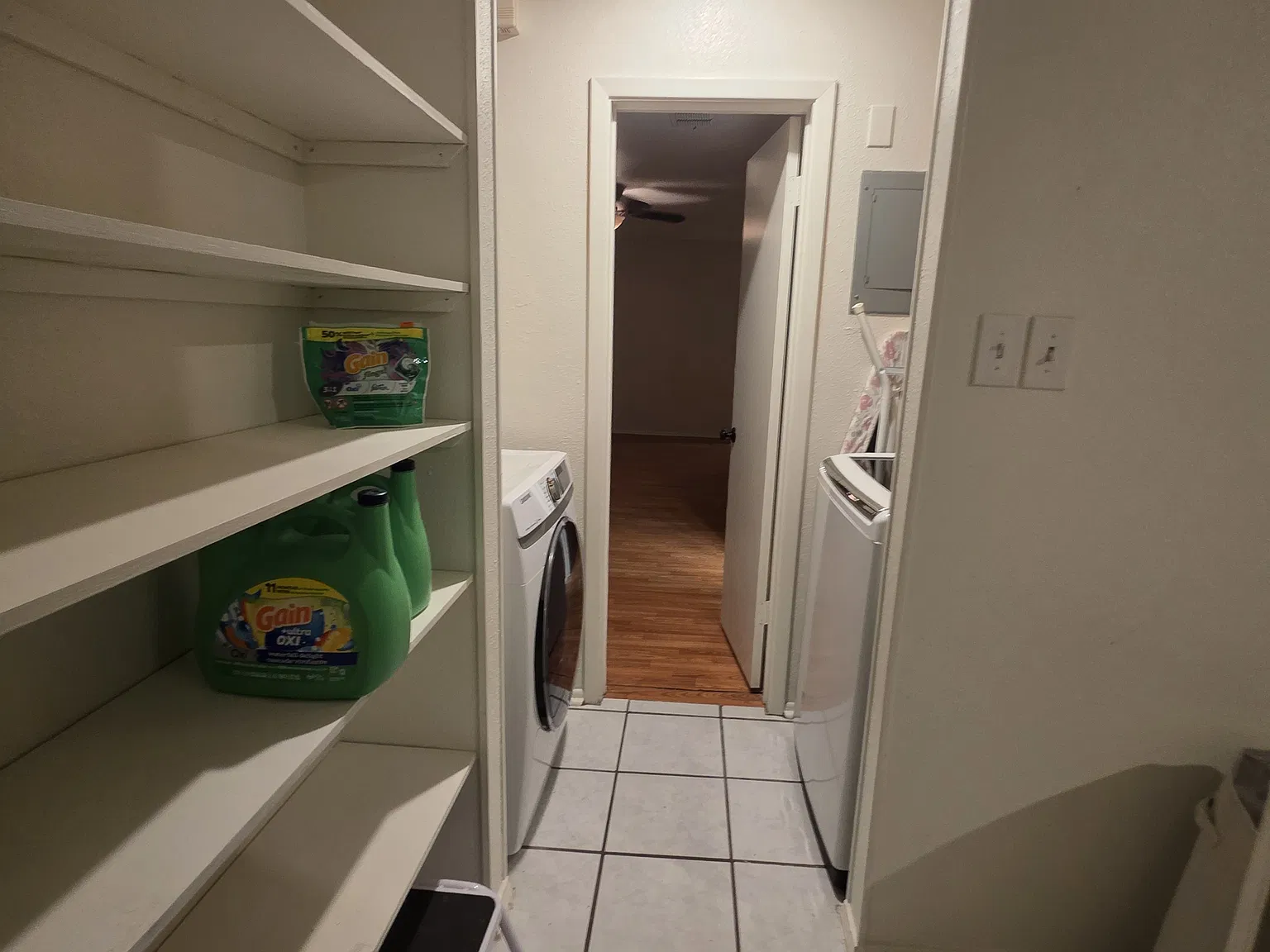 3 bed, 1900 sqft, $2,000 — Photo 3