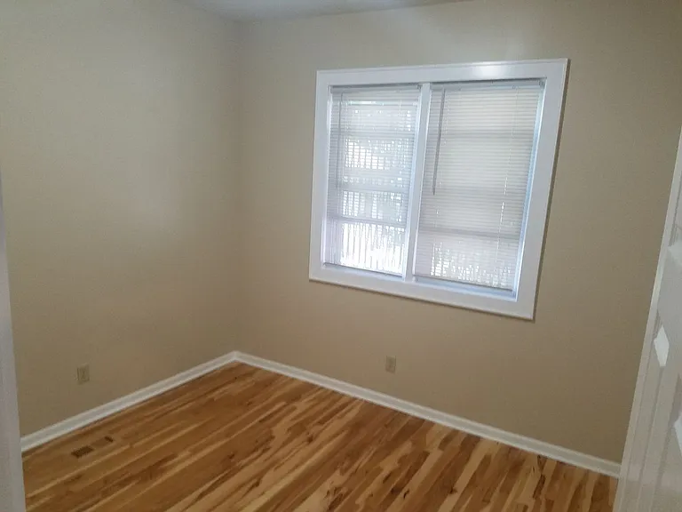 524-24A E. Wright St. — Photo 12