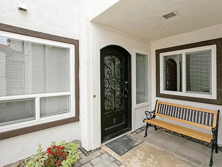 6783 Heath Ct — Photo 9