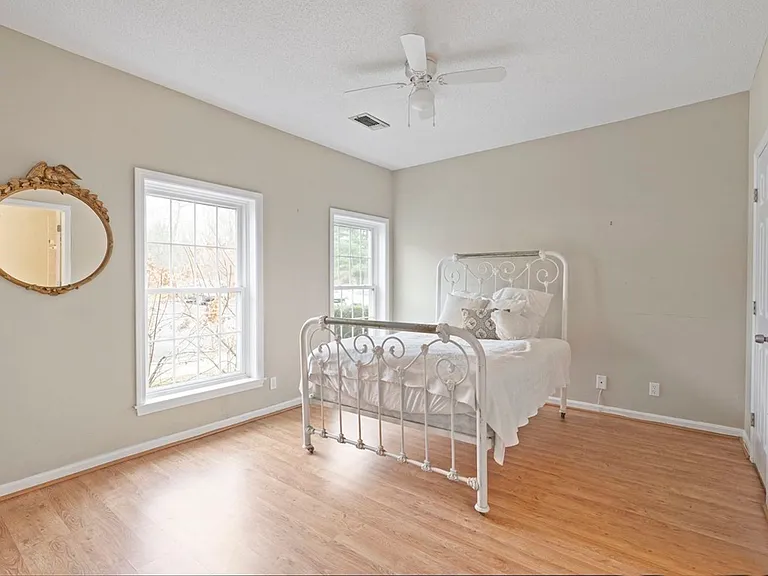 47 Bradford Commons Ln #47 — Photo 5