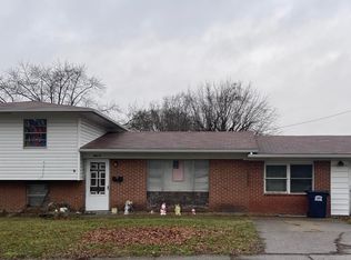 52 Fieldpoint Rd, Heath, OH 43056