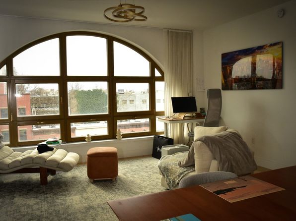 229 9th St APT 502