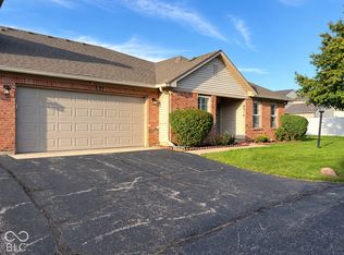 6214 Rolling Meadow Ln, Indianapolis, IN 46237