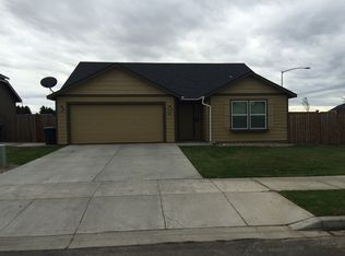 1615 E Filmore Dr, Moses Lake, WA 98837