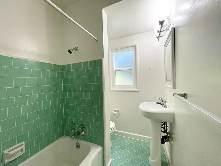 1731 N Street — Photo 6