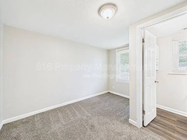 4321 N Lister Ave — Photo 17
