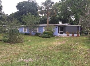 833 Edgewater Cir, Eustis, FL 32726
