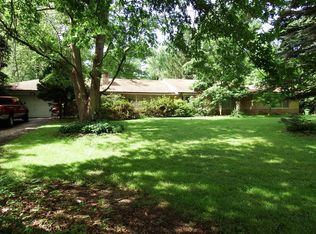 10 Nob Hill Dr, Saint Louis, MO 63138