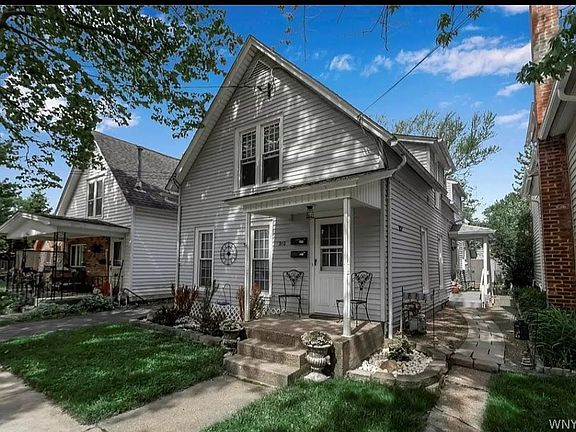 2nd image of 310 Linwood Ave #1