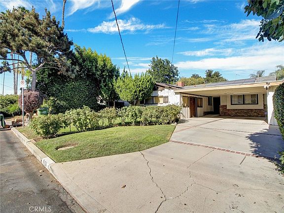 5th image of 6928 Tobias Ave