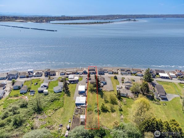 200 Priest Point Drive NE, Tulalip, WA 98271