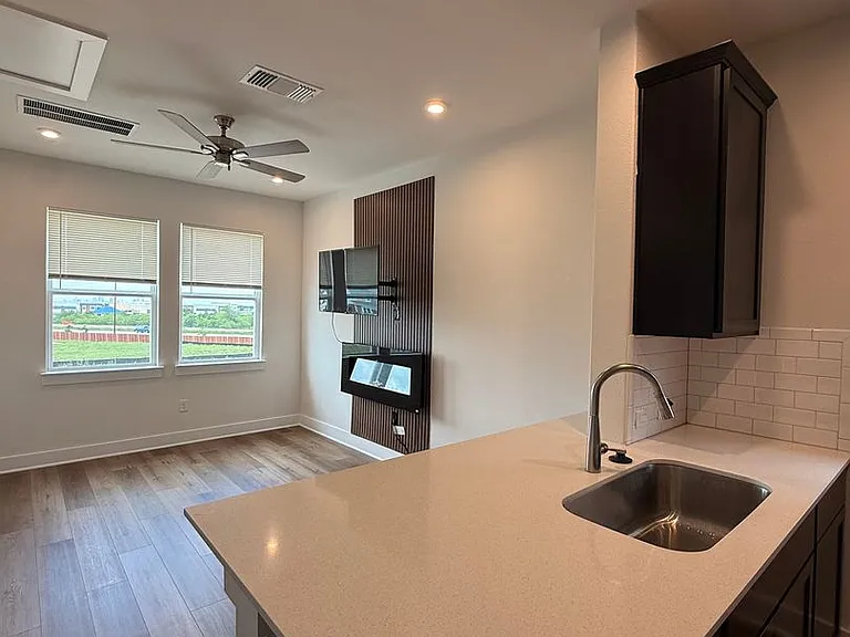 6414 Cowman Way — Photo 35