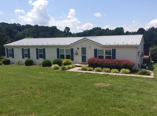 102 Peakswood Dr, Thaxton, VA 24174