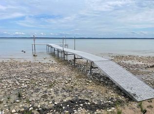 1722 S Cherry Blossom Ln, Suttons Bay, MI 49682