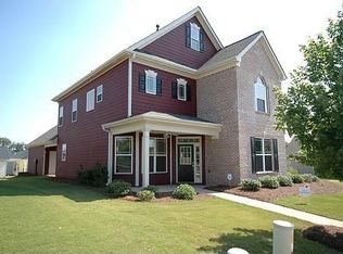 211 Harmony Lake Dr, Holly Springs, GA 30115