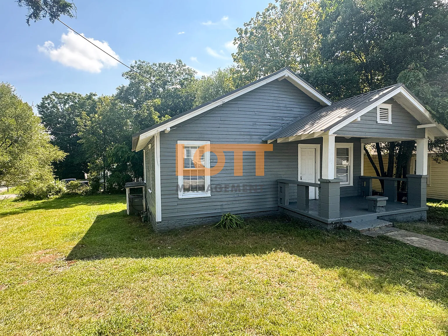 2 bed, 844 sqft, $1,200 — Photo 3