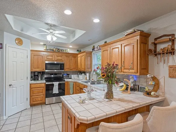 2 S Brent Ln, Bella Vista, AR 72714