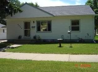6235 W Fairmount Ave, Milwaukee, WI 53218
