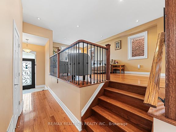 4th image of 51 Rogers Rd
