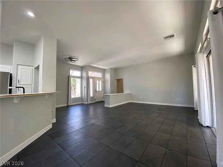 10013 Woodhouse Dr — Photo 8