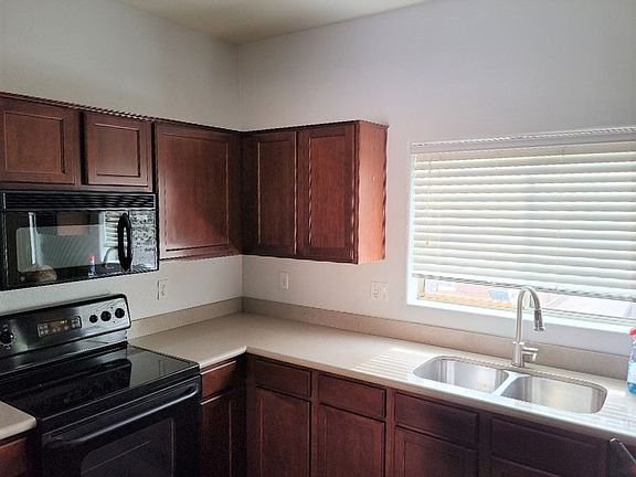 3rd image of 17310 N 19th Ter