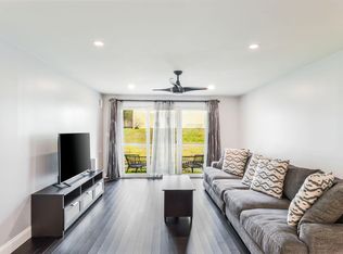 2 Marc Dr APT 2B2, Plymouth, MA 02360