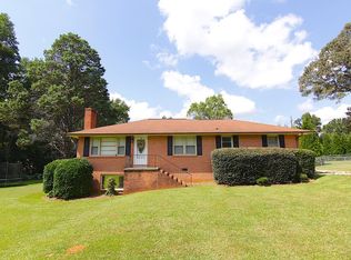 2103 Old Laurens Rd, Greenwood, SC 29649
