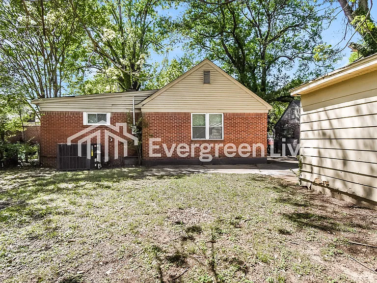 1064 Bonnie St — Photo 15