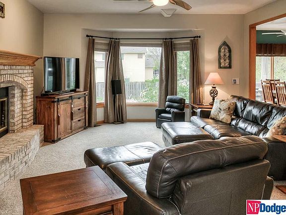3rd image of 5011 N 139th St