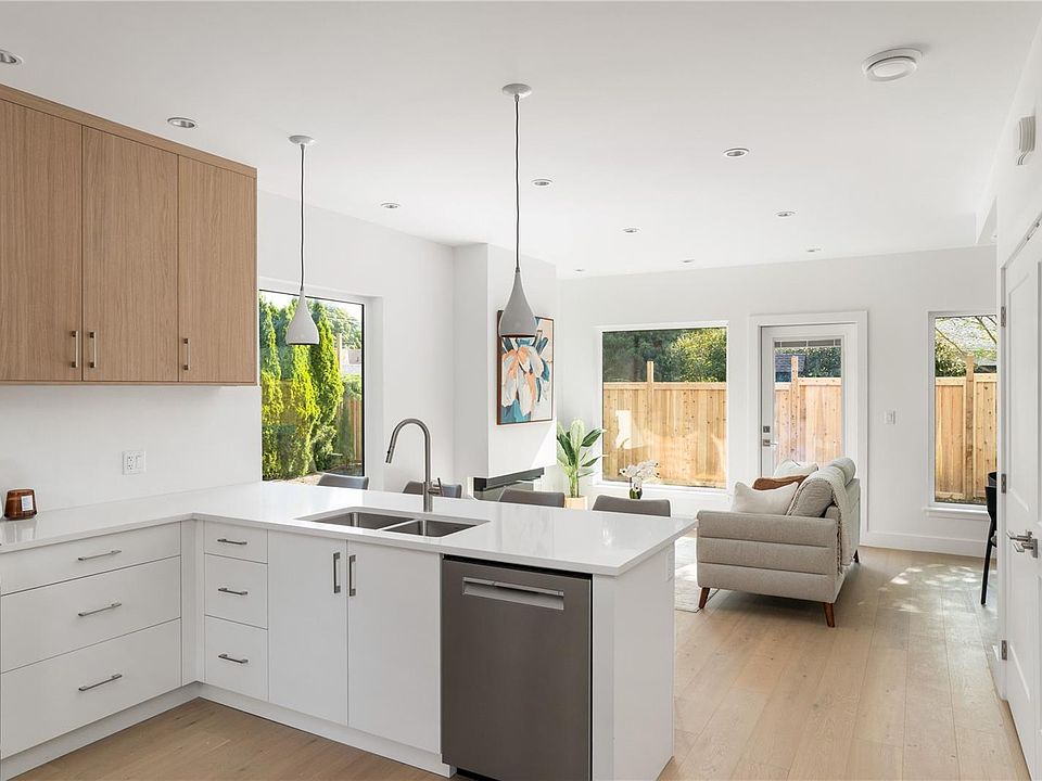 1st image of 2118 Pentland Rd #4