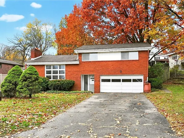 100 Fieldstone Dr, Glenshaw, PA 15116