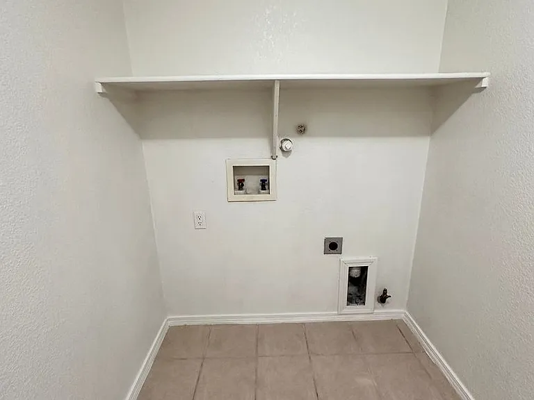 7419 Desert Eagle Rd NE — Photo 32