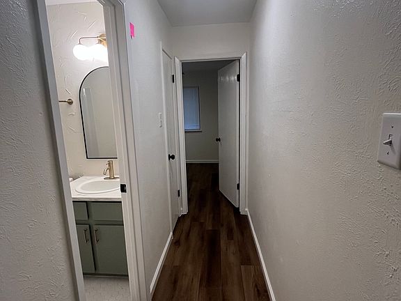 2nd image of 1420 W Braker Ln Unit B